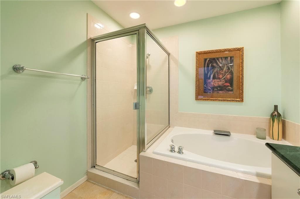 3755 Fieldstone Blvd 1208, Naples, FL 34109-18