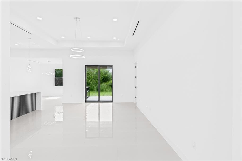 529 Kilgour Ave S, Lehigh Acres, FL 33974-9