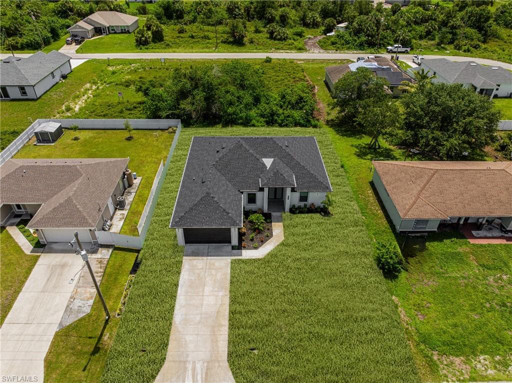 529 Kilgour Ave S, Lehigh Acres, FL 33974-2