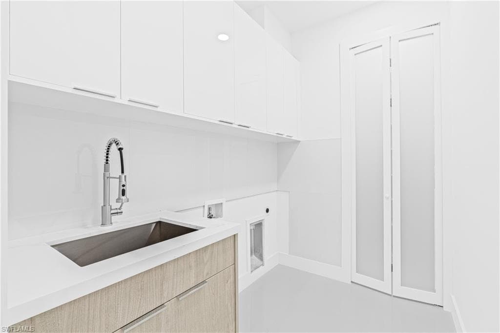 529 Kilgour Ave S, Lehigh Acres, FL 33974-41