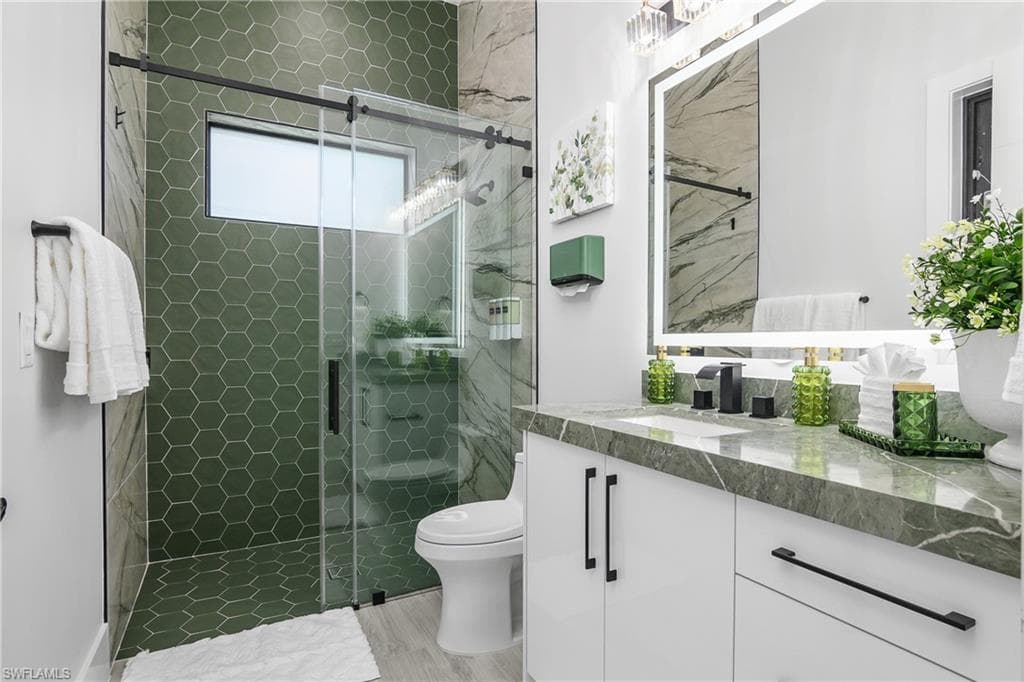 1347 23rd St SW, Naples, FL 34117-19