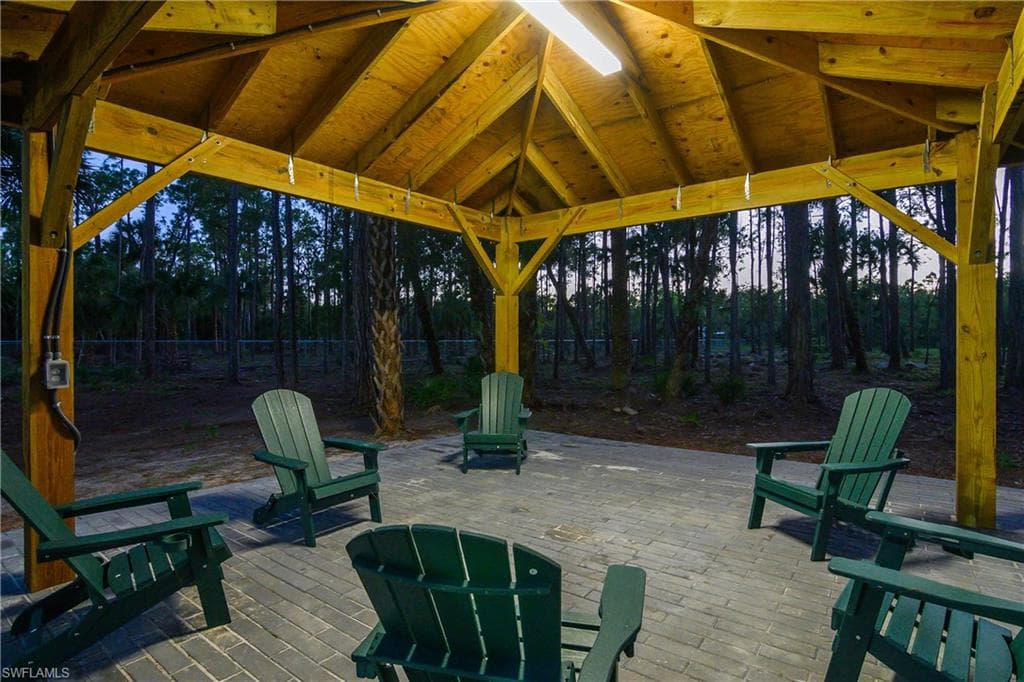 1347 23rd St SW, Naples, FL 34117-36