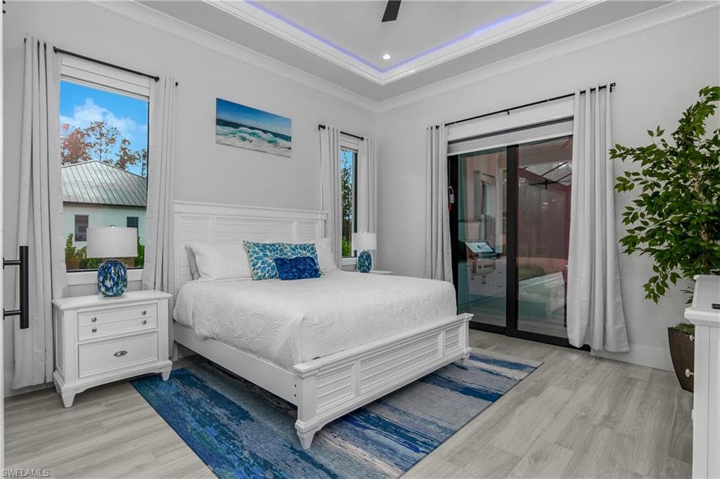 1347 23rd St SW, Naples, FL 34117-6