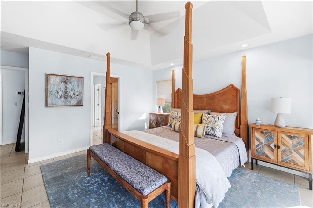 2255 Imperial Golf Course Blvd, Naples, FL 34110-19