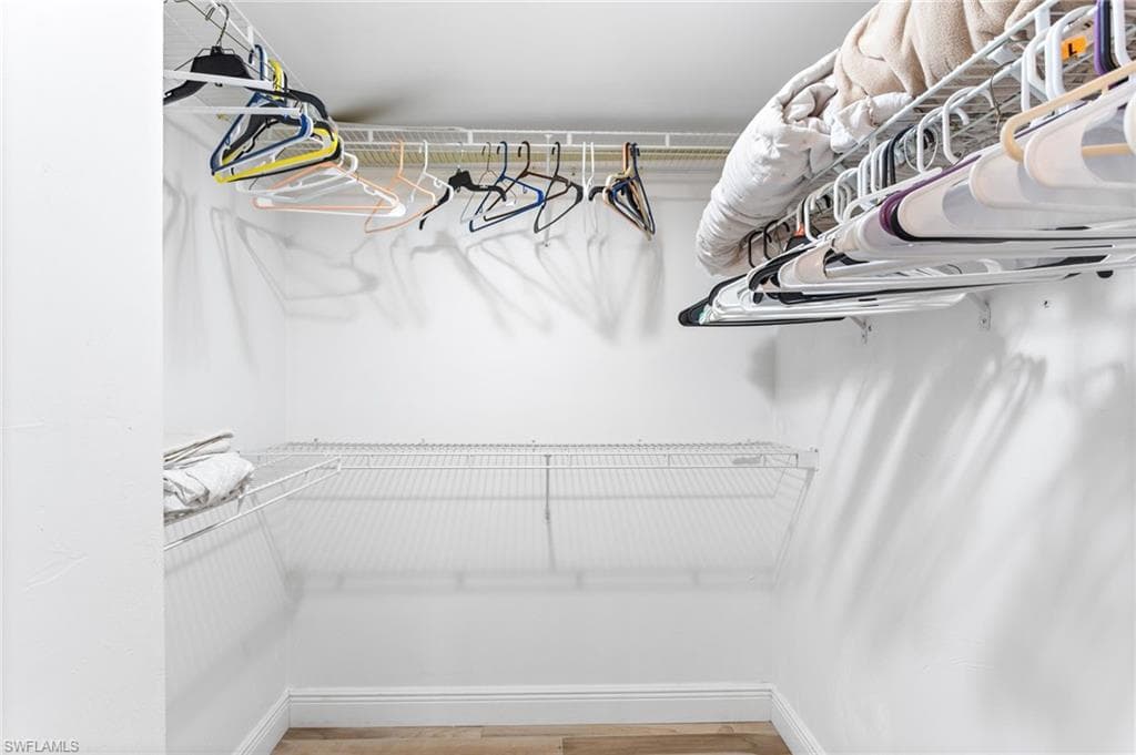 290 Naples Cove Dr 2501, Naples, FL 34110-18