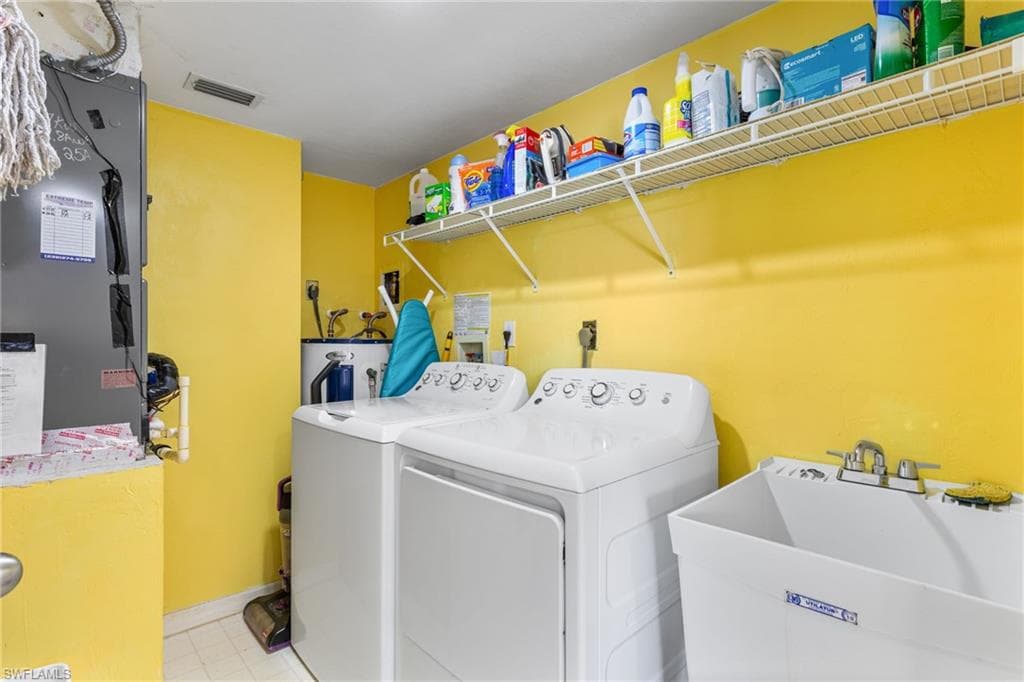 290 Naples Cove Dr 2501, Naples, FL 34110-25