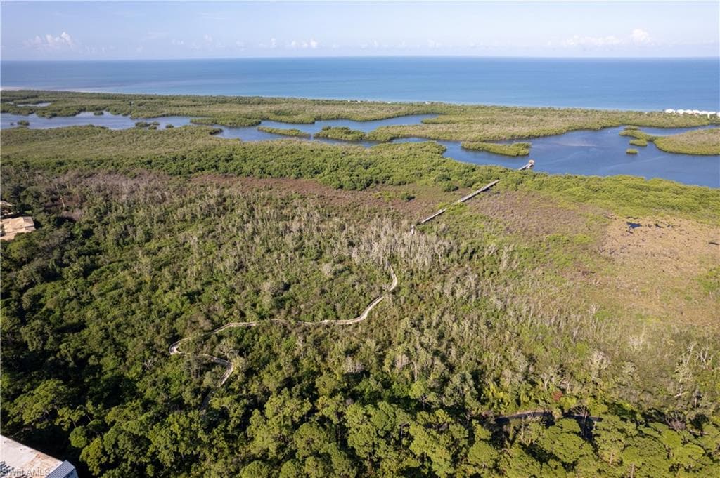 290 Naples Cove Dr 2501, Naples, FL 34110-43