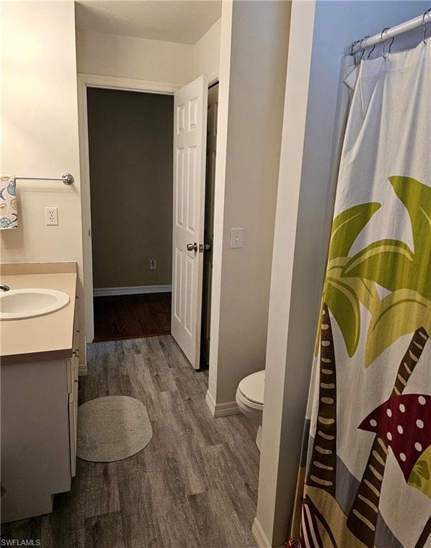 2505 9th St W, Lehigh Acres, FL 33971-38