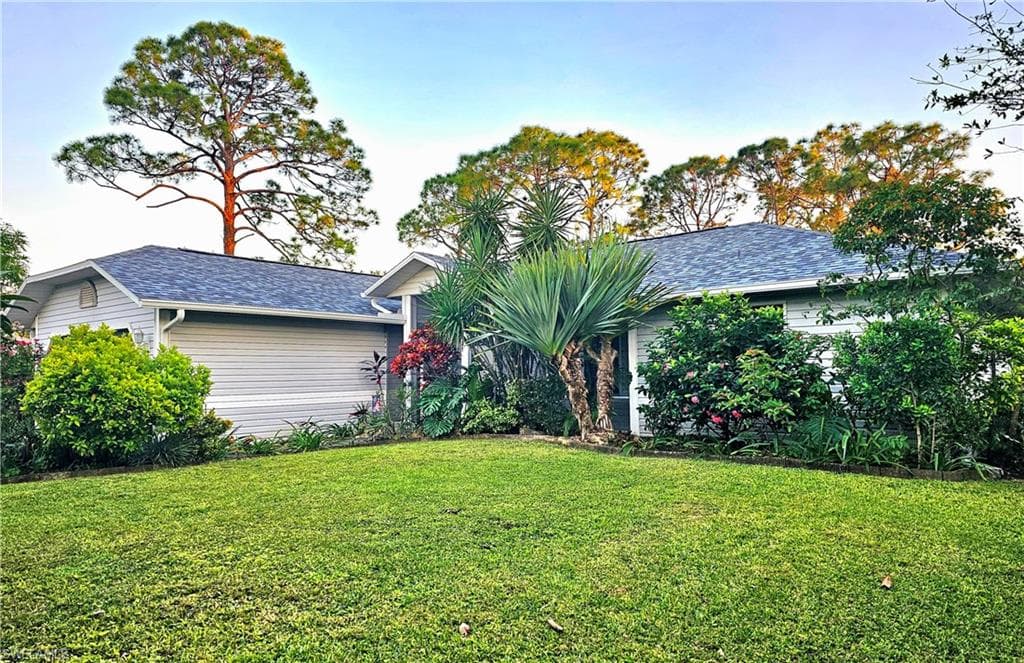 2505 9th St W, Lehigh Acres, FL 33971-3