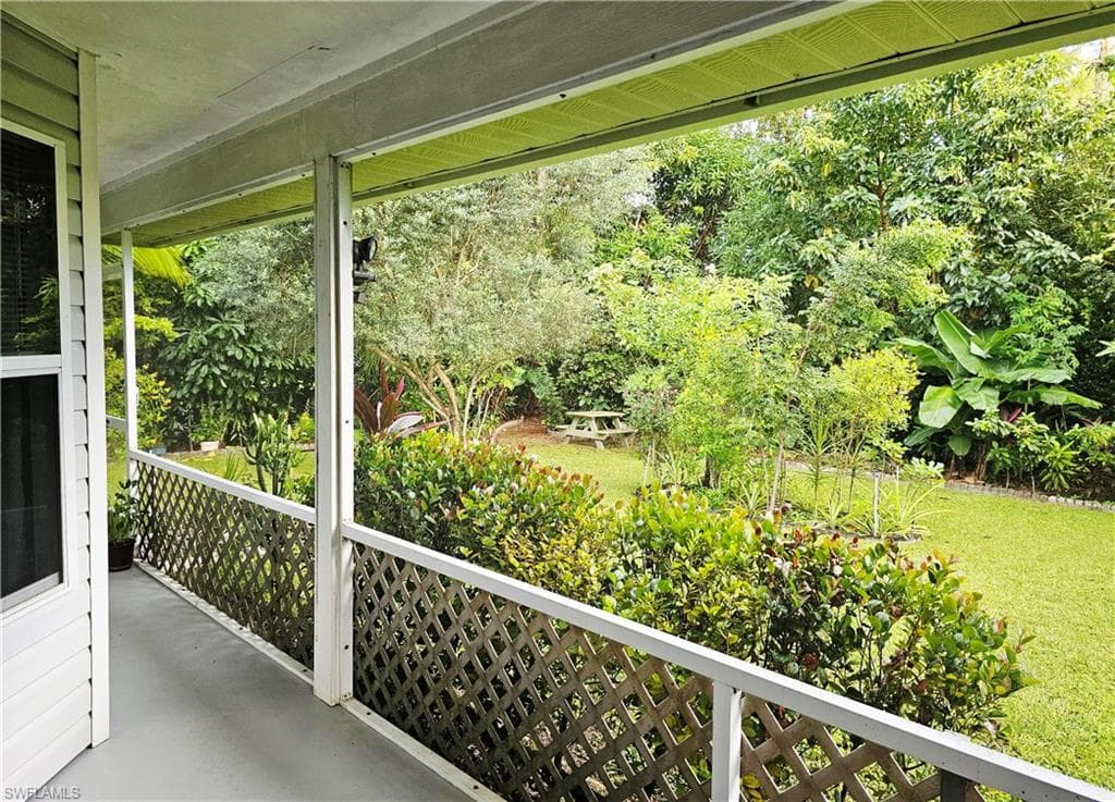 2505 9th St W, Lehigh Acres, FL 33971-7