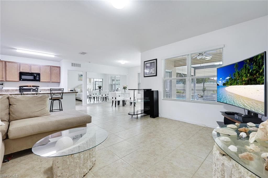 1323 9th Ave, Cape Coral, FL 33991-12