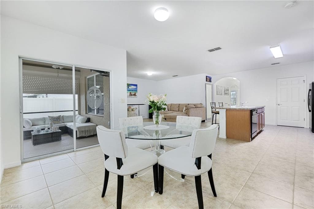 1323 9th Ave, Cape Coral, FL 33991-14