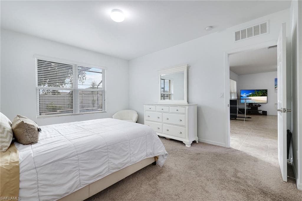 1323 9th Ave, Cape Coral, FL 33991-16