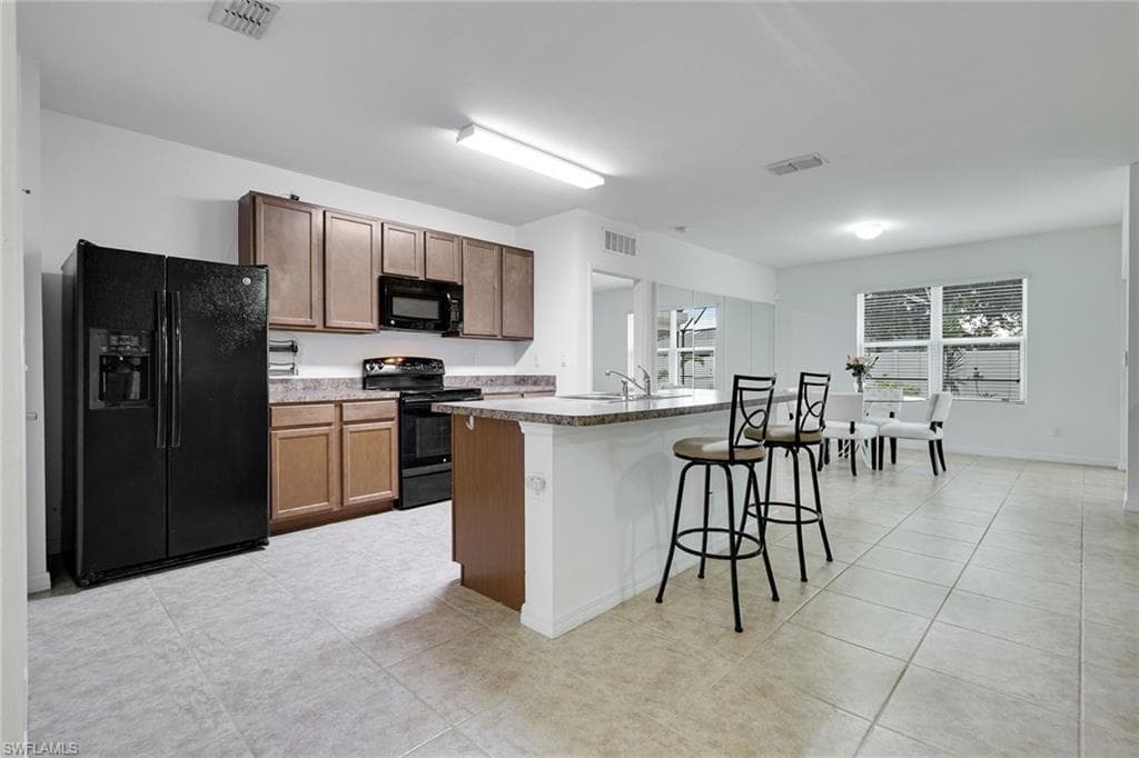 1323 9th Ave, Cape Coral, FL 33991-19