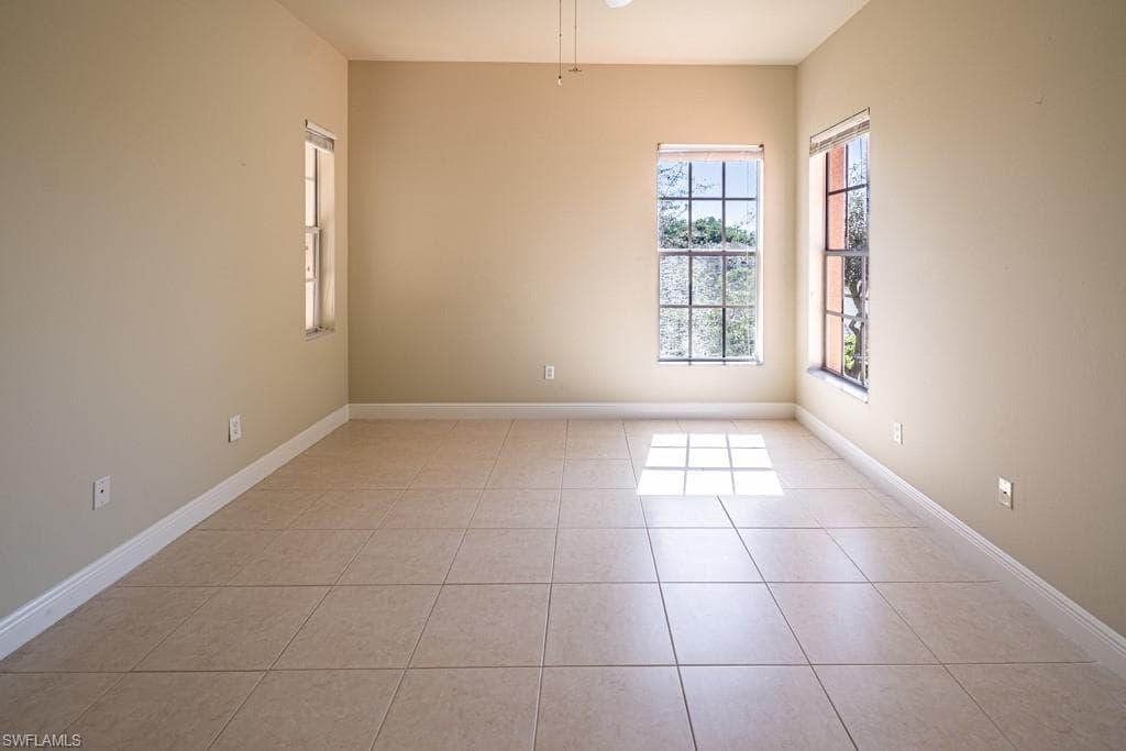 1865 San Marco Rd E4, Marco Island, FL 34145-23