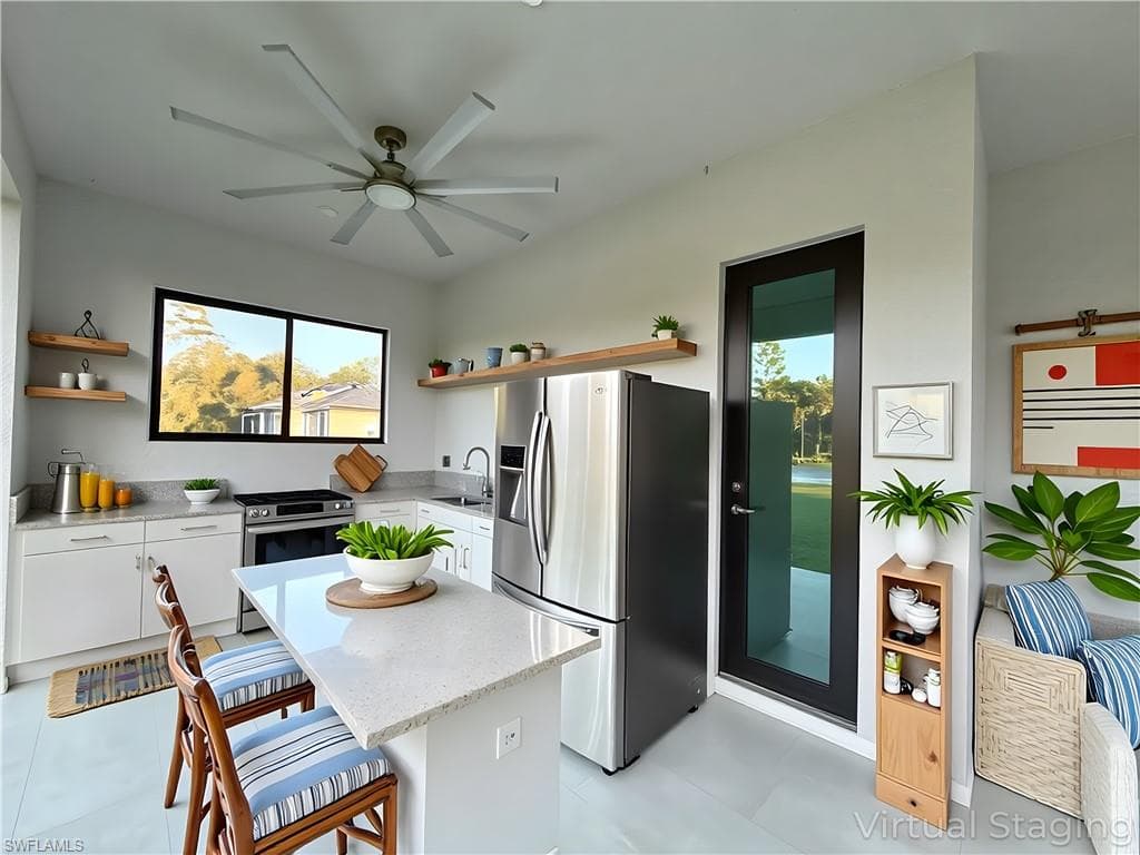 927 12th Ave NE, Naples, FL 34120-23