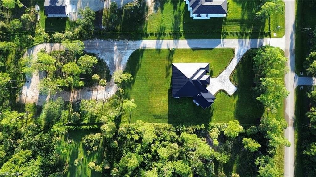 927 12th Ave NE, Naples, FL 34120-3