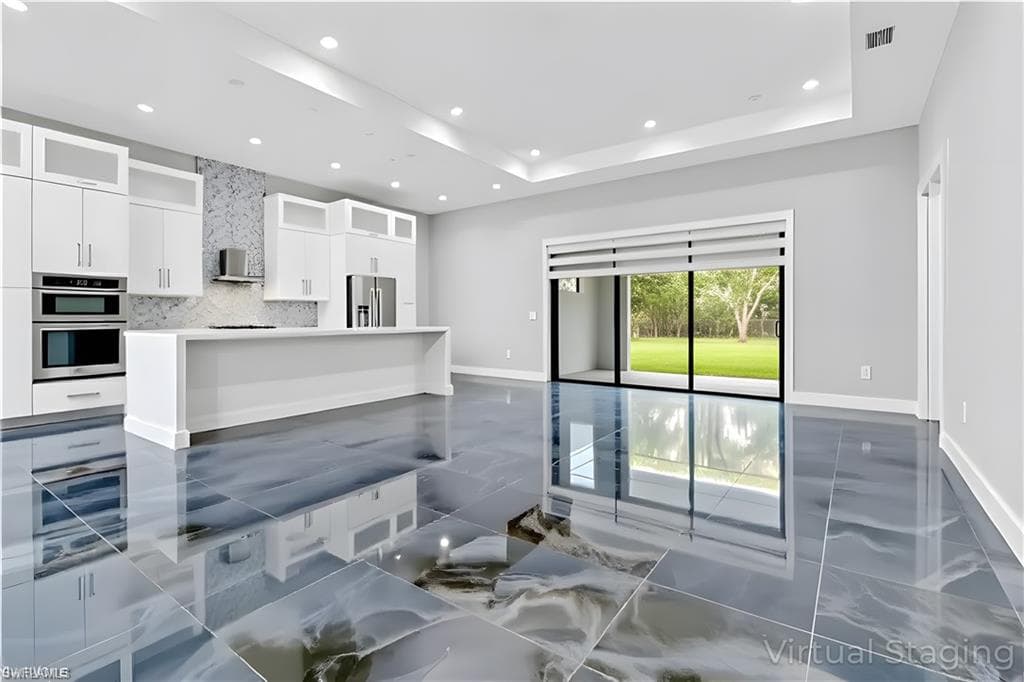 927 12th Ave NE, Naples, FL 34120-4