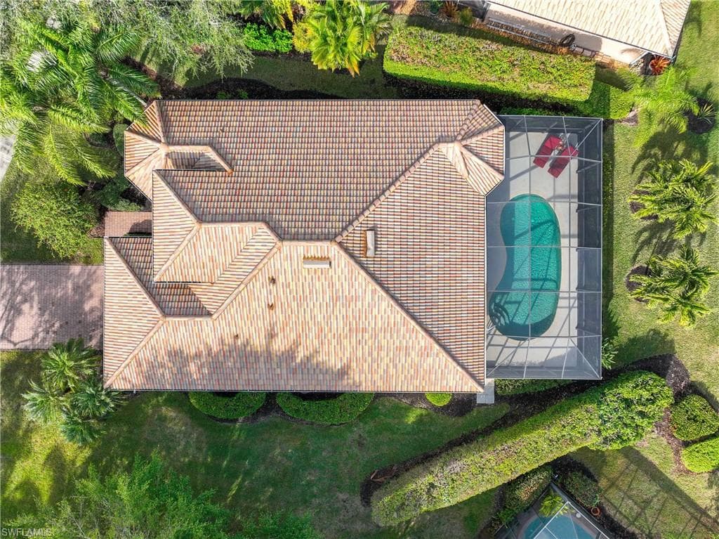 6786 Bent Grass Dr, Naples, FL 34113-41