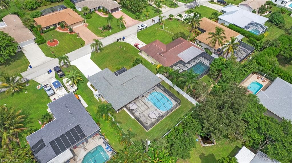 3705 Tomlinson St, Bonita Springs, FL 34134-9