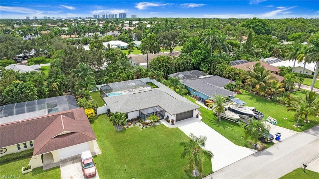 3705 Tomlinson St, Bonita Springs, FL 34134-3