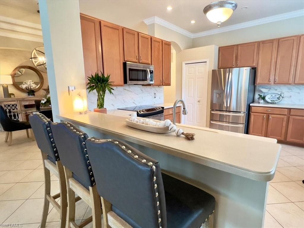 14291 Manchester Dr, Naples, FL 34114-11