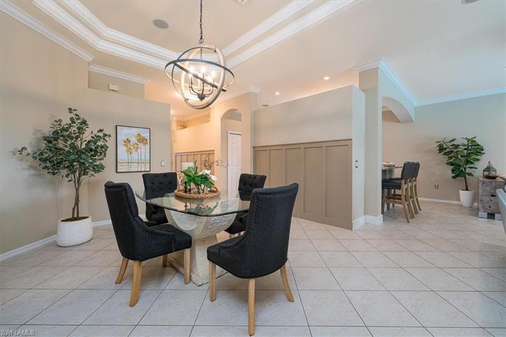 14291 Manchester Dr, Naples, FL 34114-15