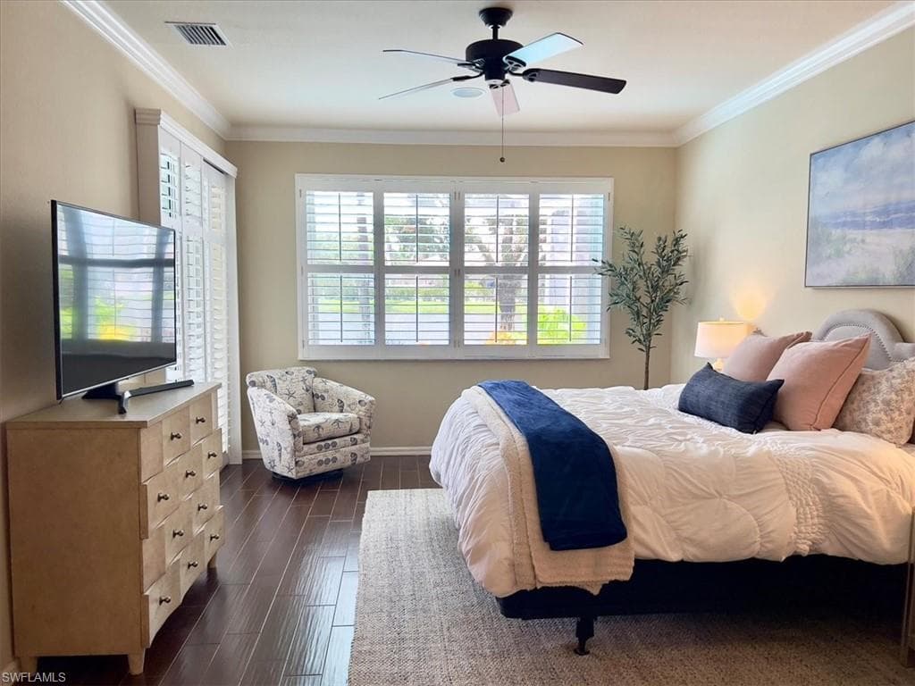 14291 Manchester Dr, Naples, FL 34114-17