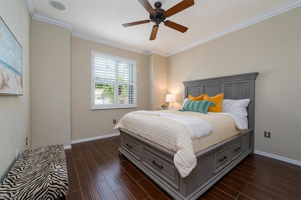 14291 Manchester Dr, Naples, FL 34114-20