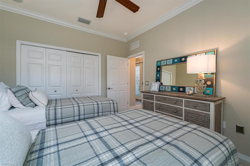 14291 Manchester Dr, Naples, FL 34114-23