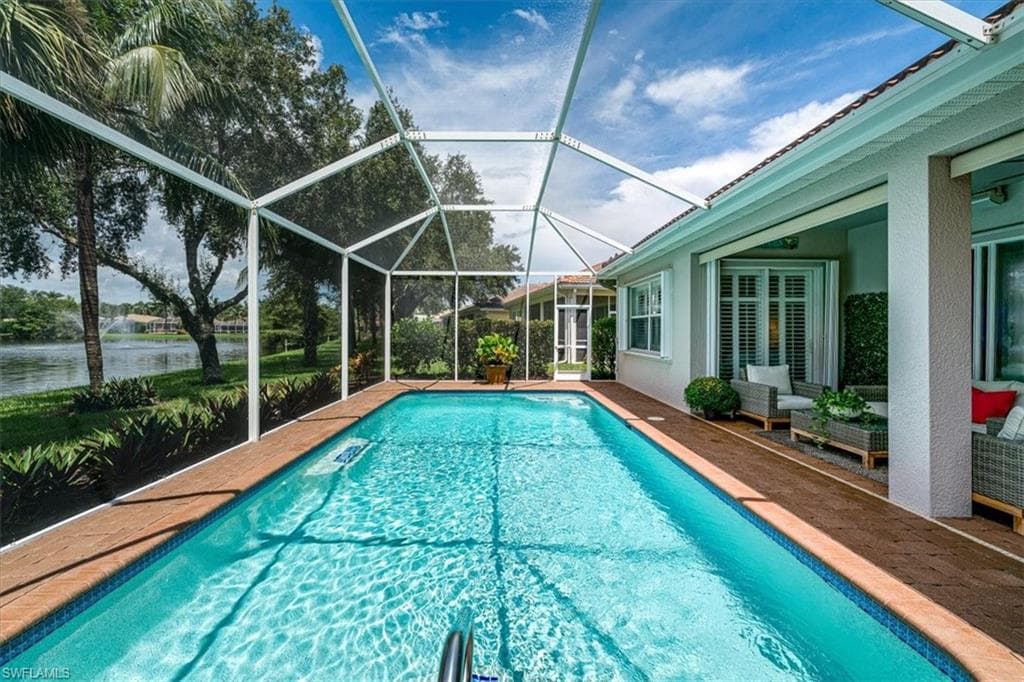 14291 Manchester Dr, Naples, FL 34114-25