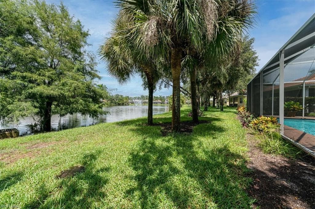 14291 Manchester Dr, Naples, FL 34114-32