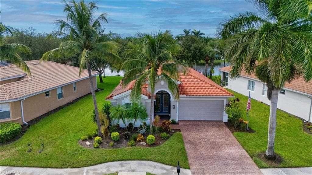 14291 Manchester Dr, Naples, FL 34114-35