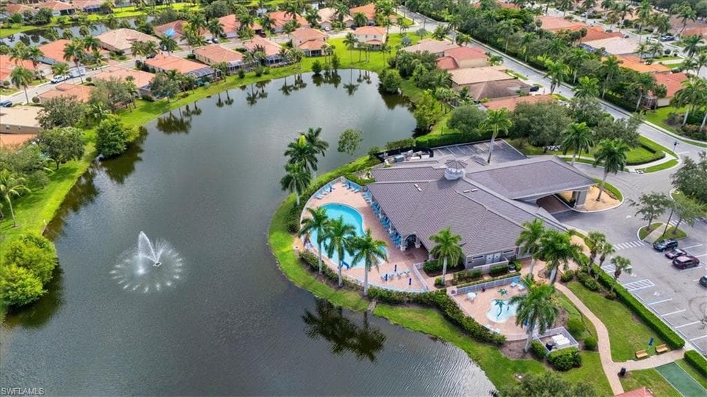 14291 Manchester Dr, Naples, FL 34114-37