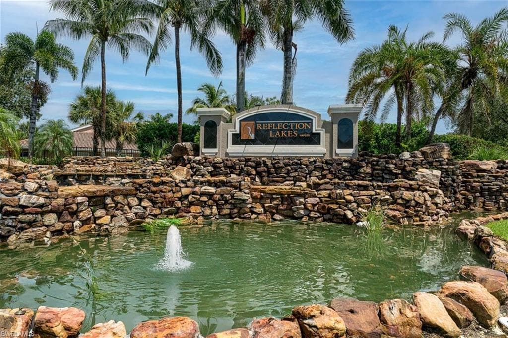 14291 Manchester Dr, Naples, FL 34114-45