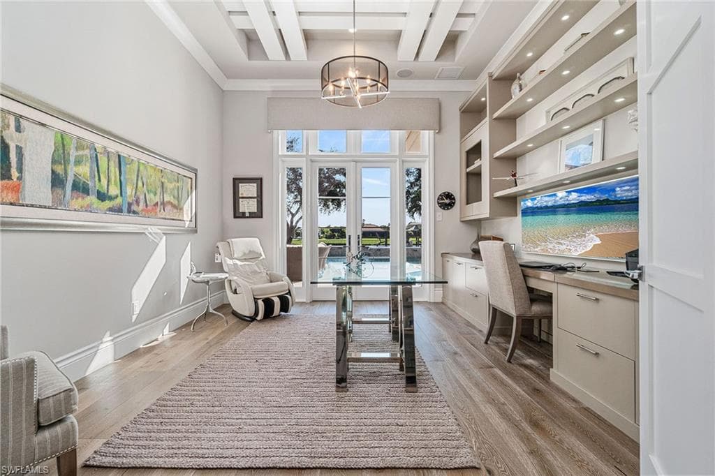 6188 Freemont Dr, Naples, FL 34119-16