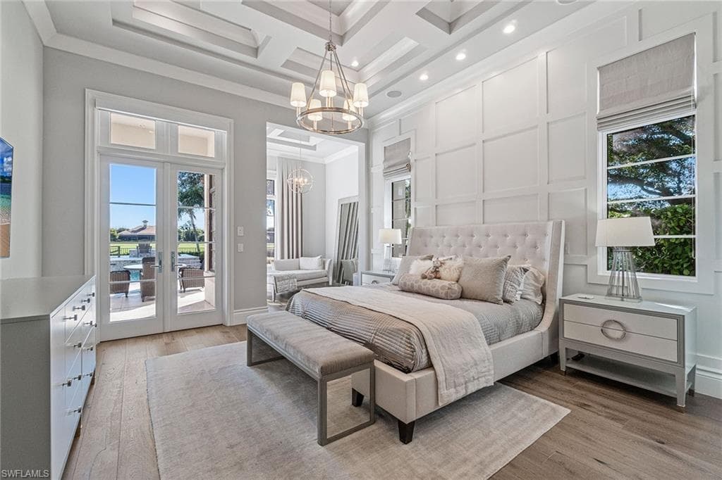 6188 Freemont Dr, Naples, FL 34119-18