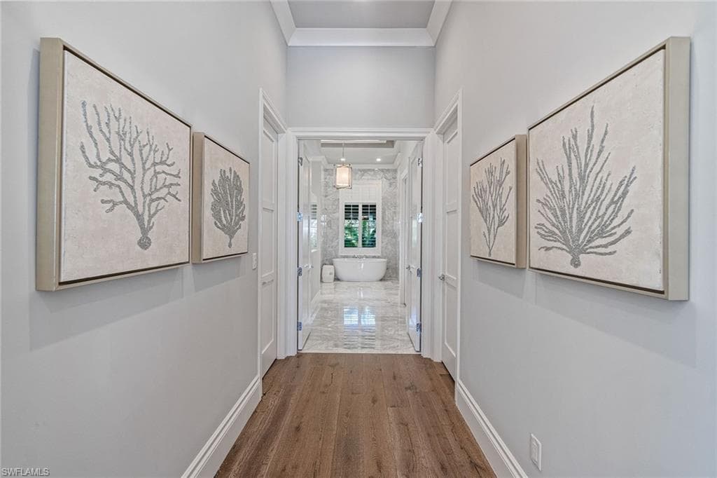 6188 Freemont Dr, Naples, FL 34119-21