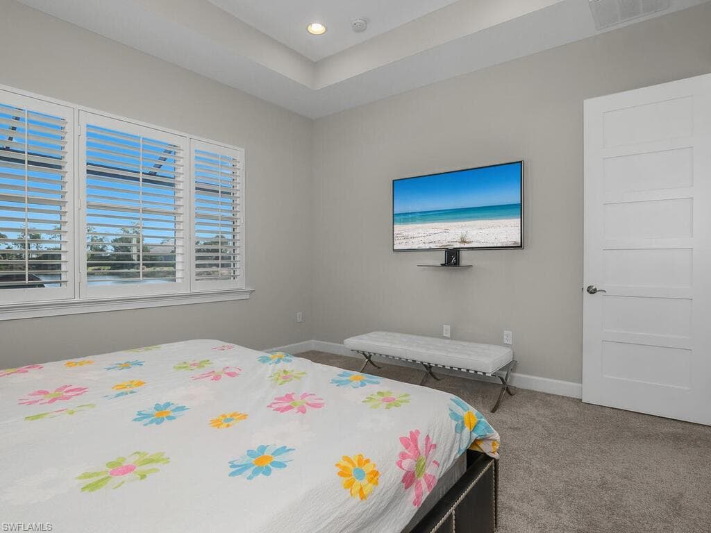 7113 Dominica Dr, Naples, FL 34113-18