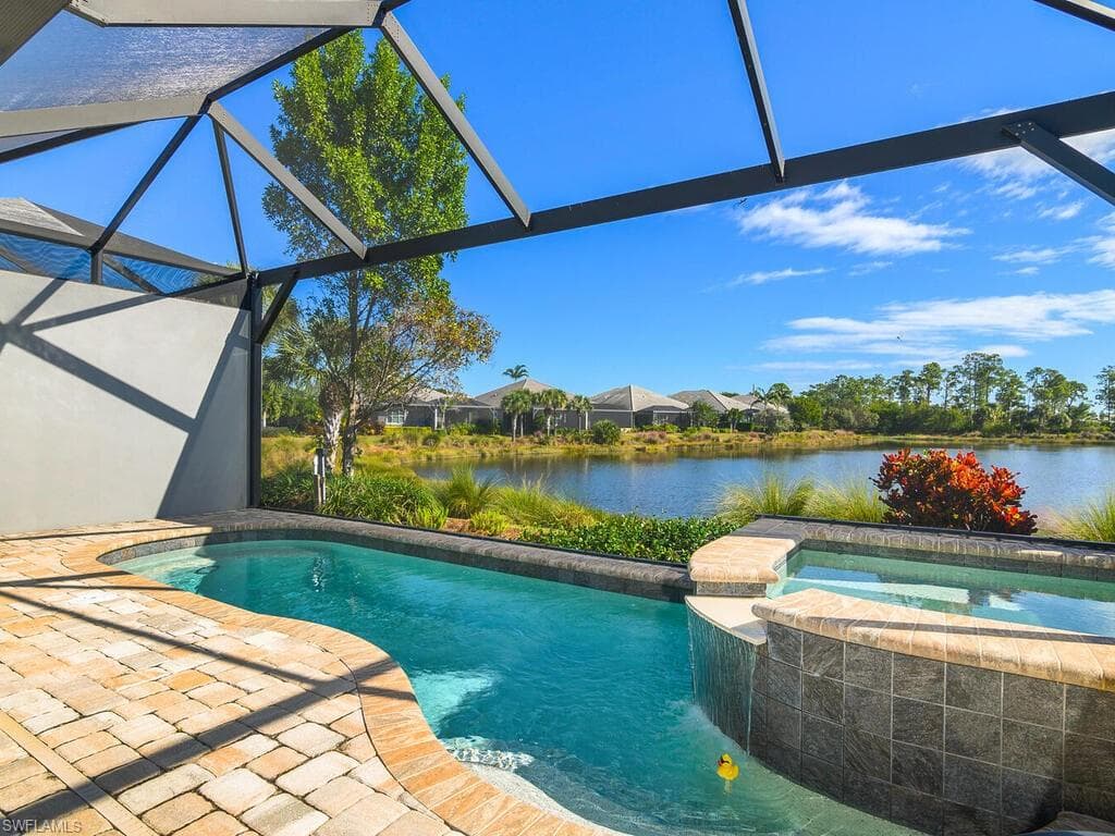 7113 Dominica Dr, Naples, FL 34113-35