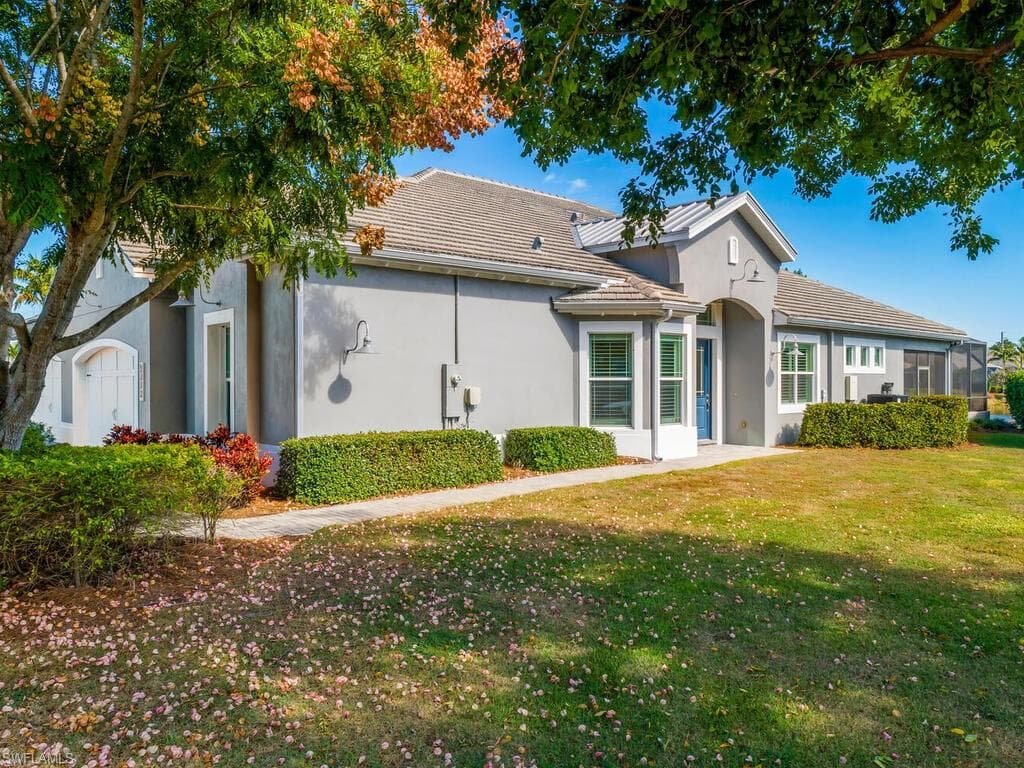 7113 Dominica Dr, Naples, FL 34113-4