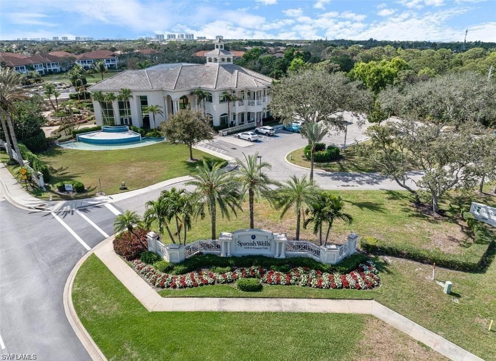 9050 Las Maderas Dr 201, Bonita Springs, FL 34135-21