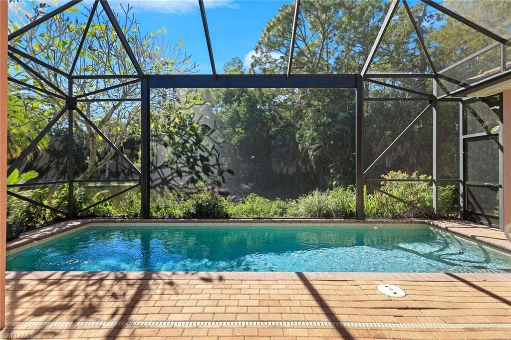 12910 Silverthorn Ct, Bonita Springs, FL 34135-25