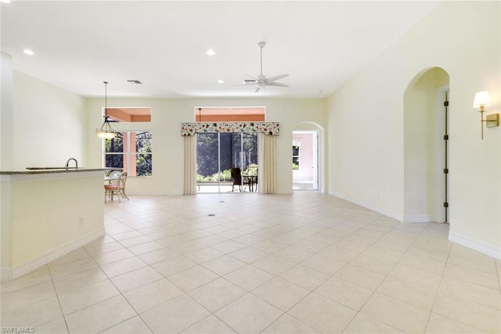 12910 Silverthorn Ct, Bonita Springs, FL 34135-5