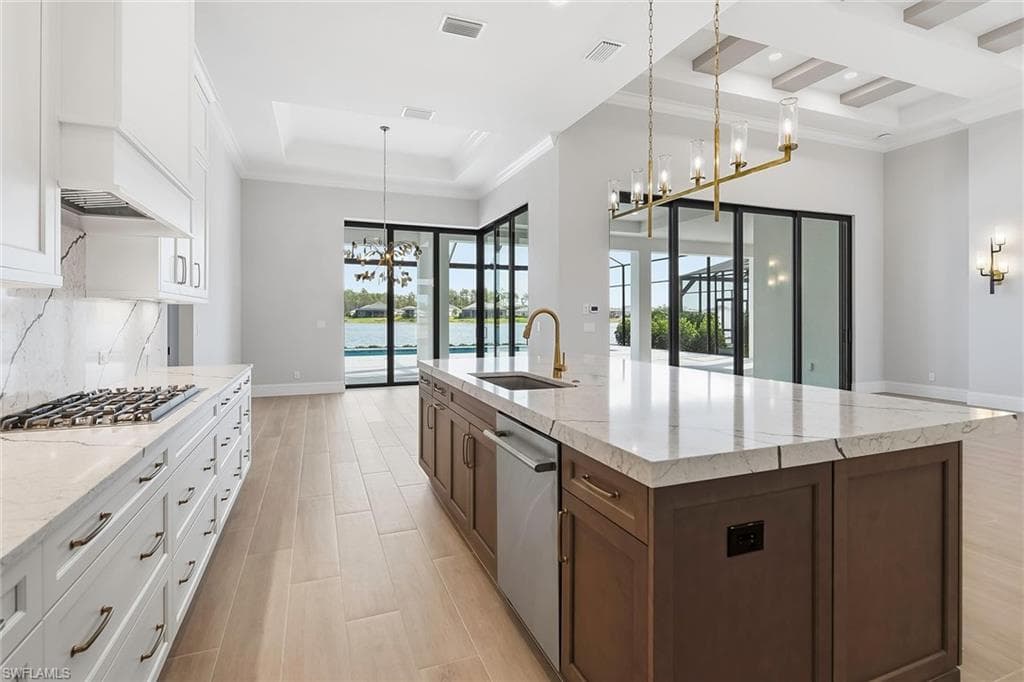 9570 Moonflower Ln, Naples, FL 34114-11