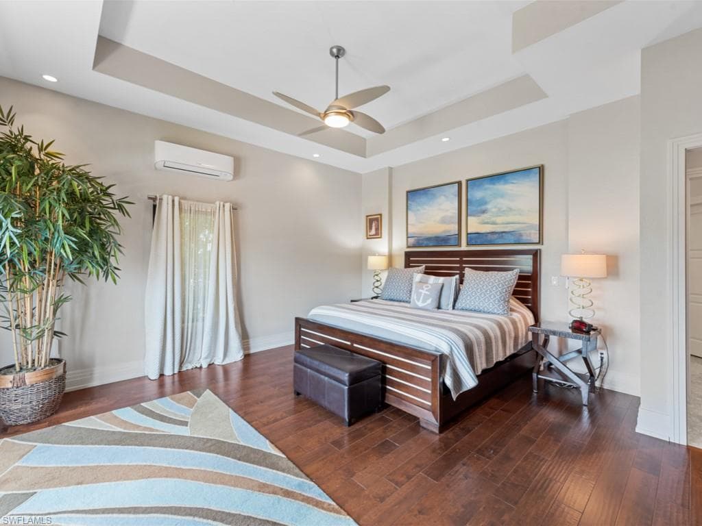 580 Goldcoast Ct, Marco Island, FL 34145-17