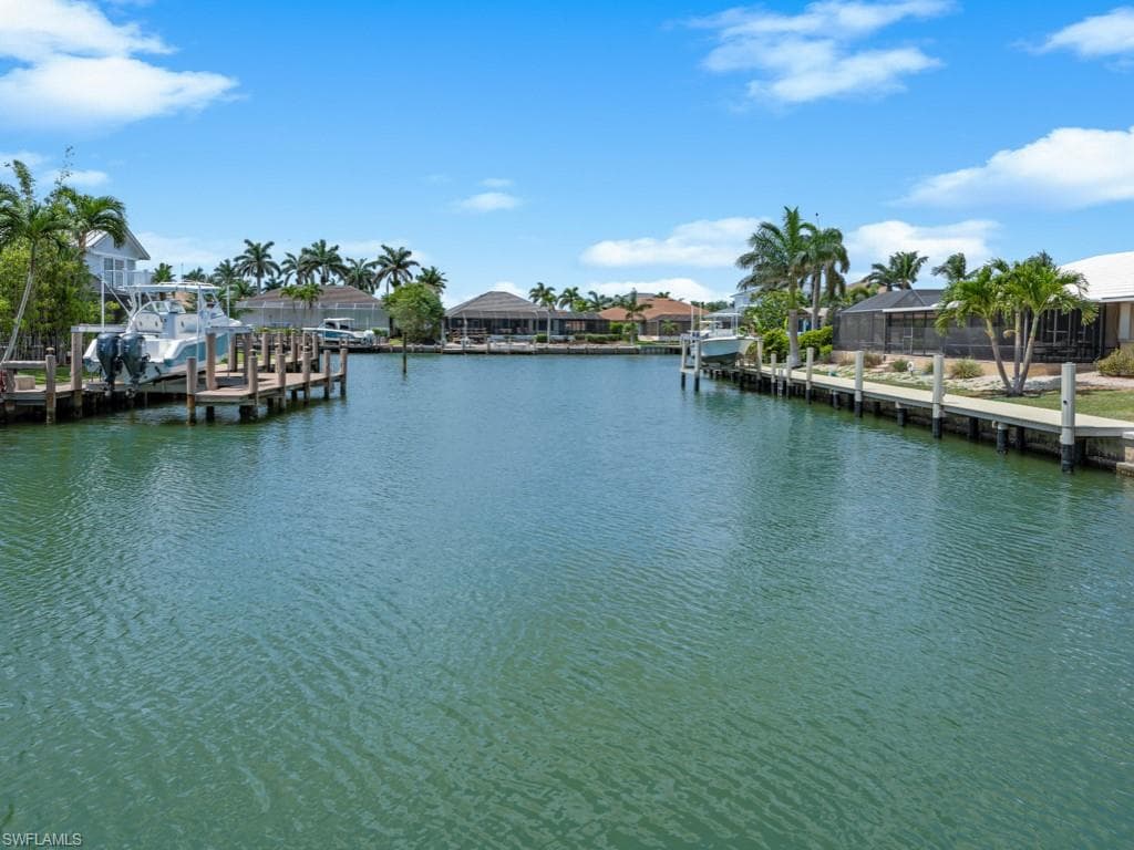 580 Goldcoast Ct, Marco Island, FL 34145-38