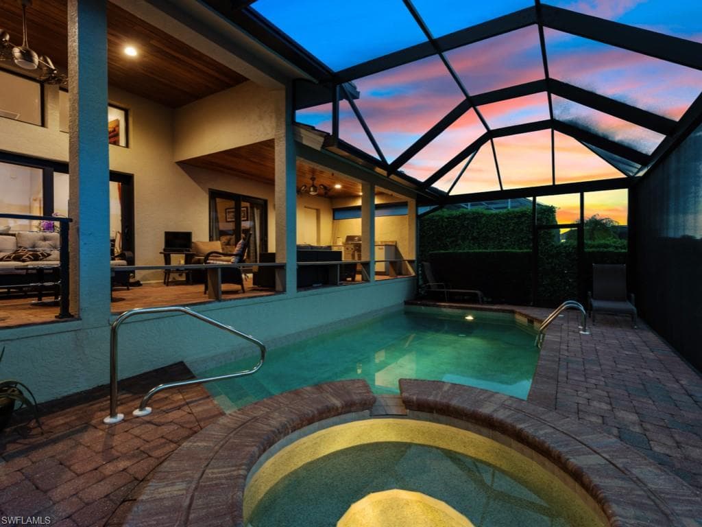 580 Goldcoast Ct, Marco Island, FL 34145-46