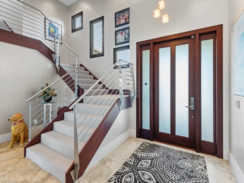 580 Goldcoast Ct, Marco Island, FL 34145-4