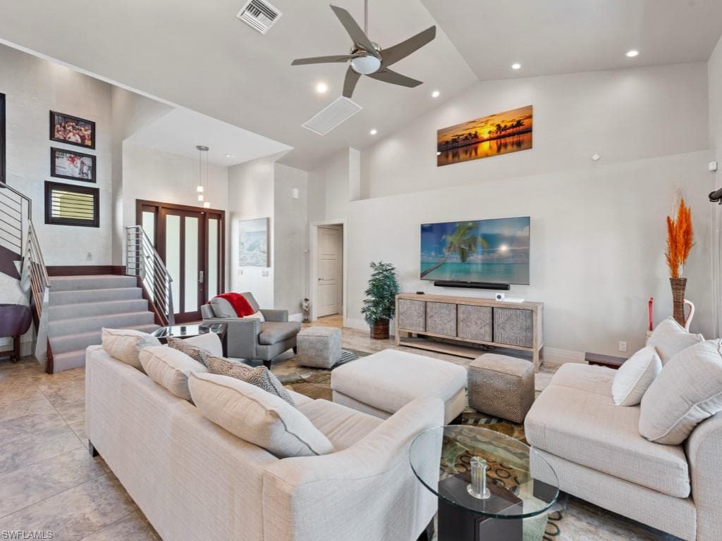 580 Goldcoast Ct, Marco Island, FL 34145-5